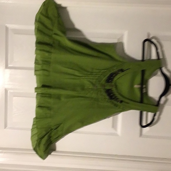 Never worn, new red camel ruffled tank with beadwork, size M - Picture 2 of 6